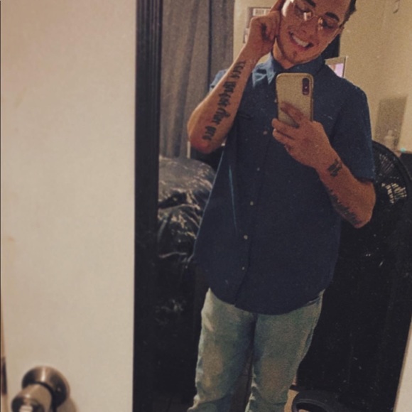 Meet your Posher, Bryson - Picture 5 of 5